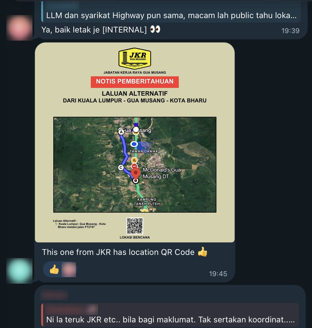 Waze editors in the group say JKR, LLM and the highway companies leave coordinates out of their notices, then praise a JKR detour notice that has a location QR code. Names blurred.